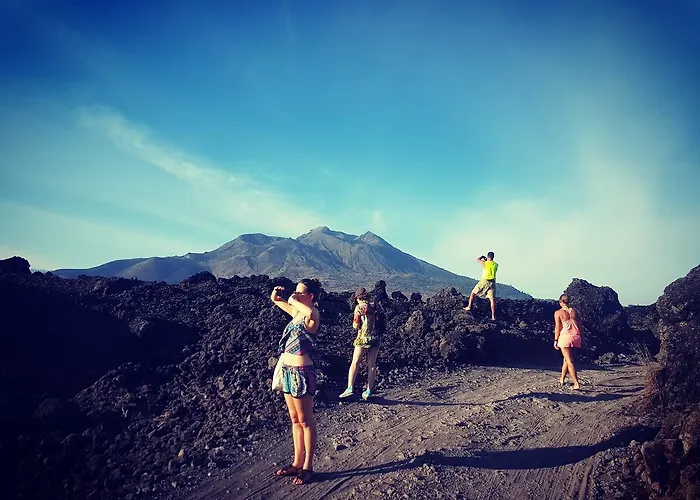 Black Lava And * Kintamani